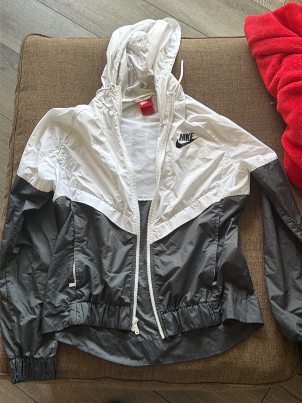 Nike Women's White and Gray Colorblock Hooded Windbreaker